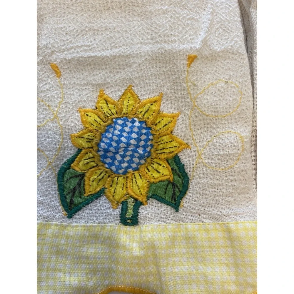 HAND-APPLIQUED EMBROIDERED‎ PILLOWCASE 2 Yellow Flower 14